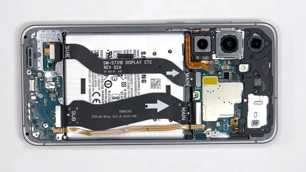 samsung-s25-fe-teardown-6-1104x621